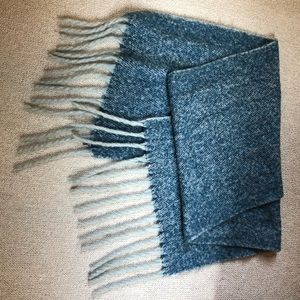 Urban Outfitters - Oversized blanket scarf, 🔵⚪️